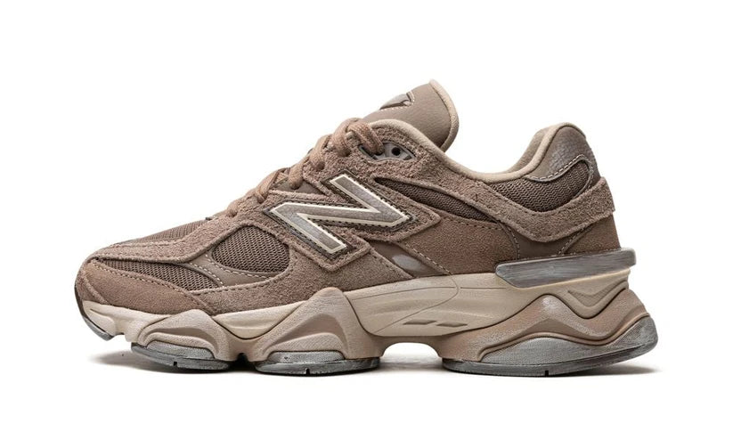 NEW BALANCE 9060 (Brown)