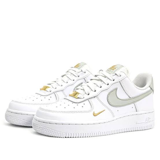 NIKE AIR FORCE 1 (White/Grey/Gold)
