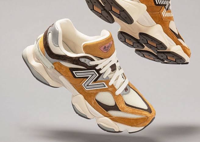 NEW BALANCE 9060 (Brown)(I)