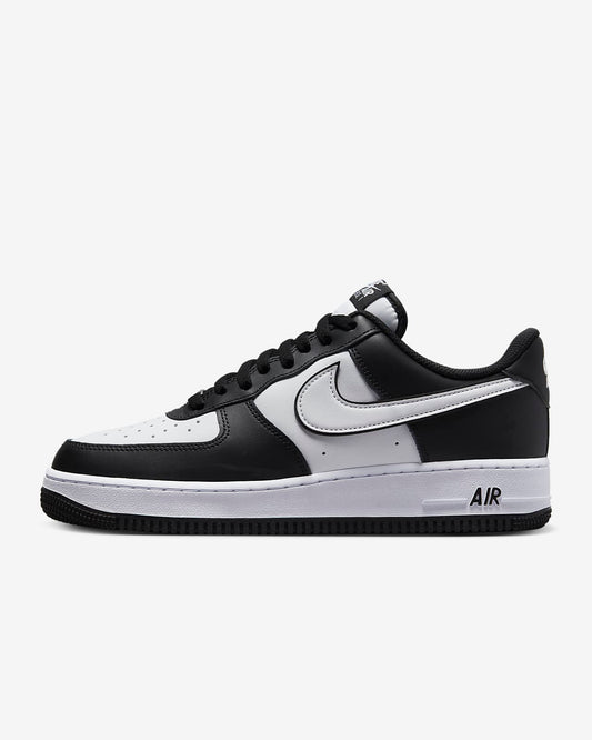 NIKE AIR FORCE 1 PANDA
