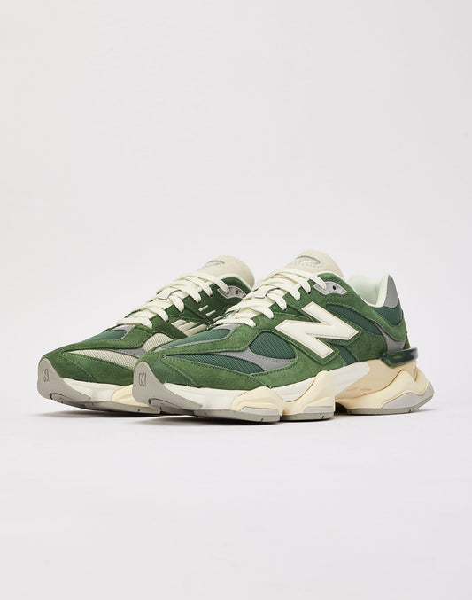 NEW BALANCE 9060 (Green)