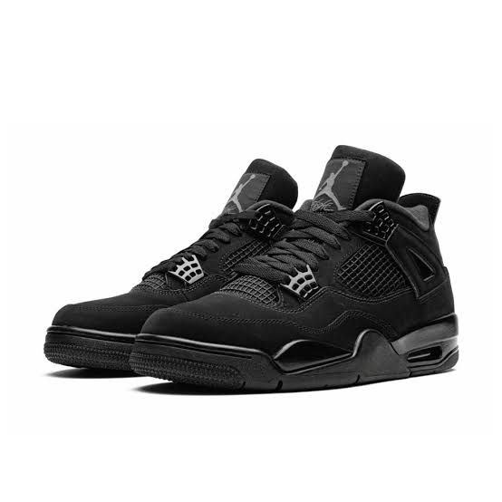 AIR JORDAN 4 RETRO (Black Cat)