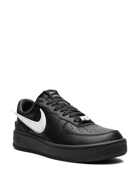 NIKE AIR FORCE 1 AMBUSH